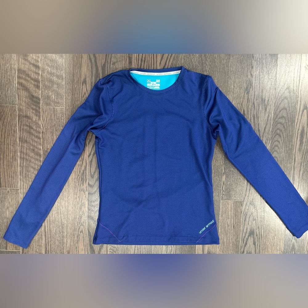 Women’s Under Armour Blue Long Sleeve Shirt